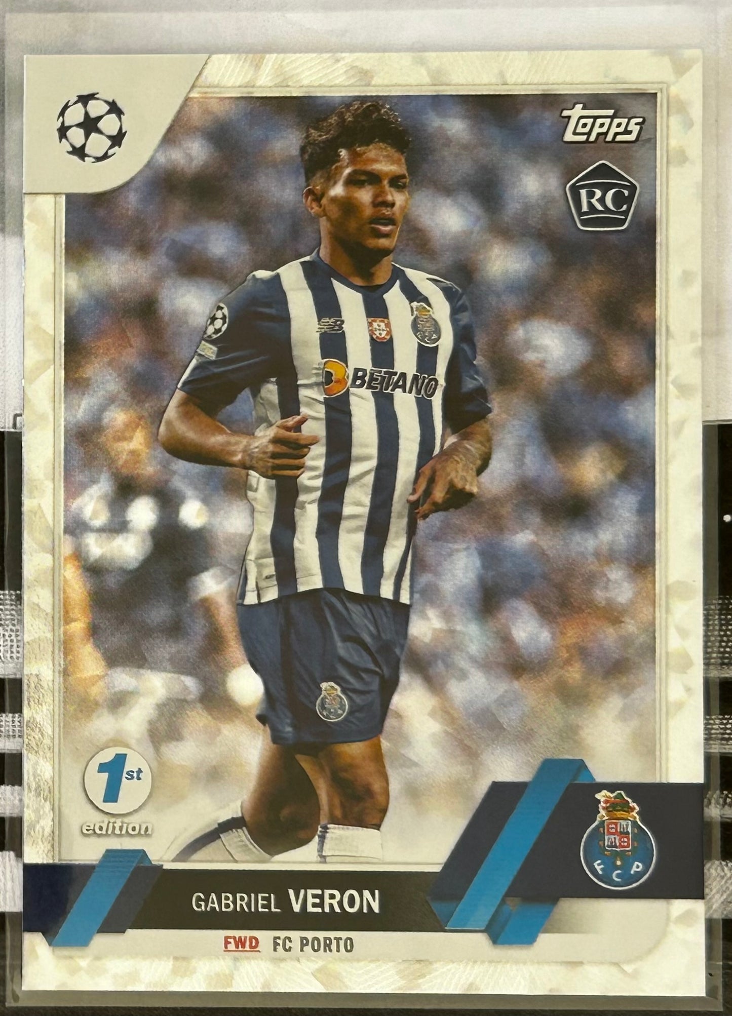 Topps UEFA Club Competitions 1st Edition 2022-23 - GABRIEL VERON (FC PORTO) Starball Rookie RC #76