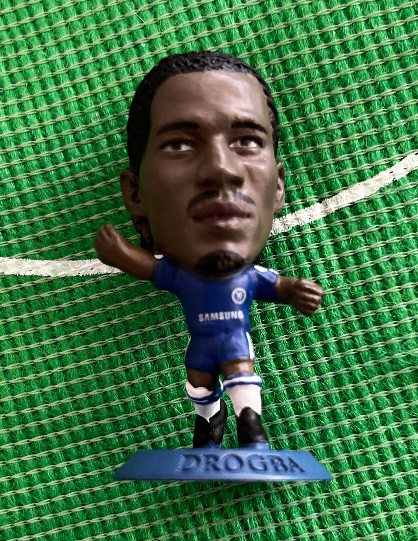 Corinthian Microstars - DIDIER DROGBA (CHELSEA) UK Series 19 World Stars Blue Base MC12588 *Loose*