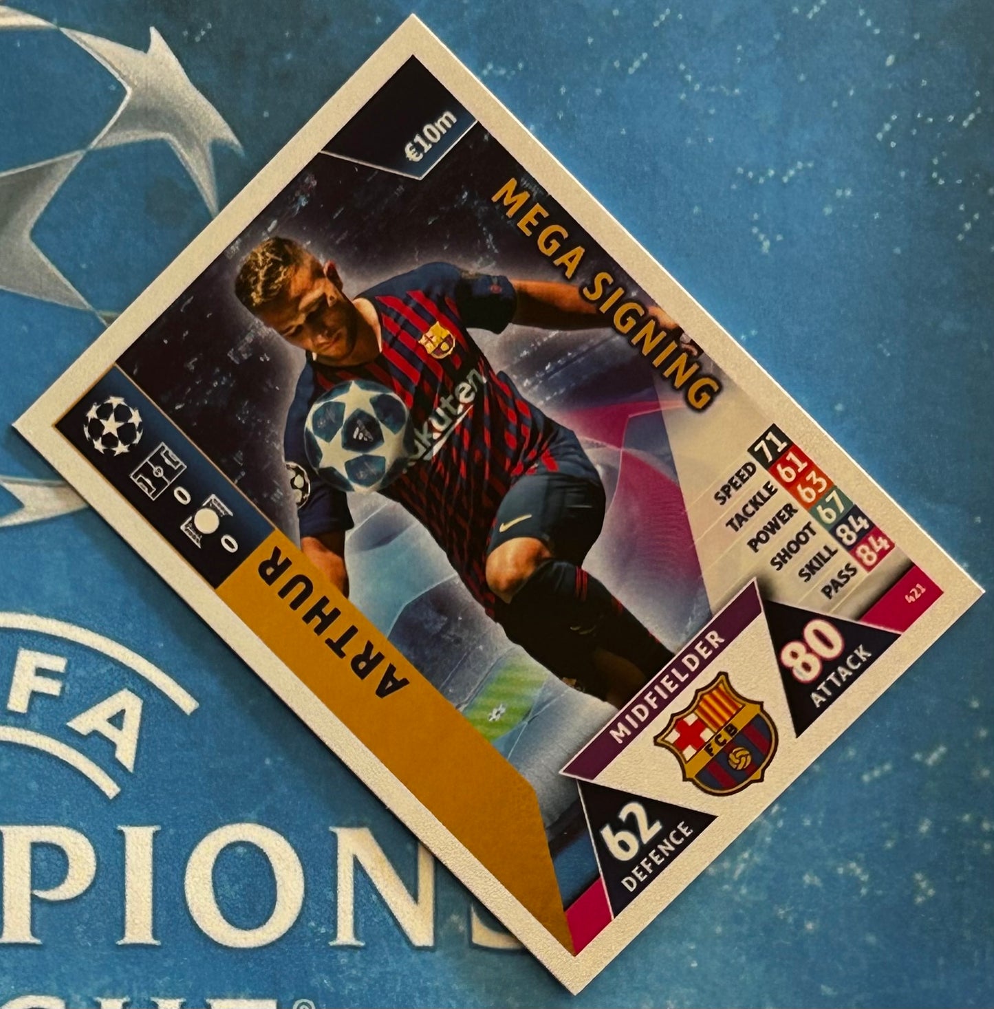 Topps Match Attax UEFA Champions League 2018-19 - ARTHUR (FC BARCELONA) Mega Signing Foil Insert #421