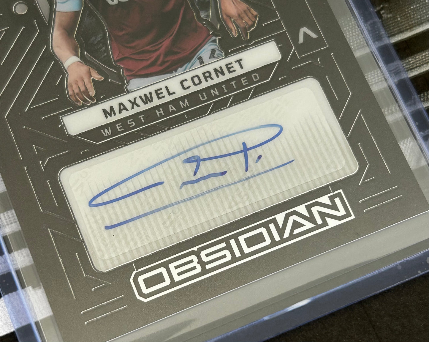 2022-23 Panini Obsidian Soccer - MAXWELL CORNET (WEST HAM UNITED) Aurora Autograph AA-MCT /199