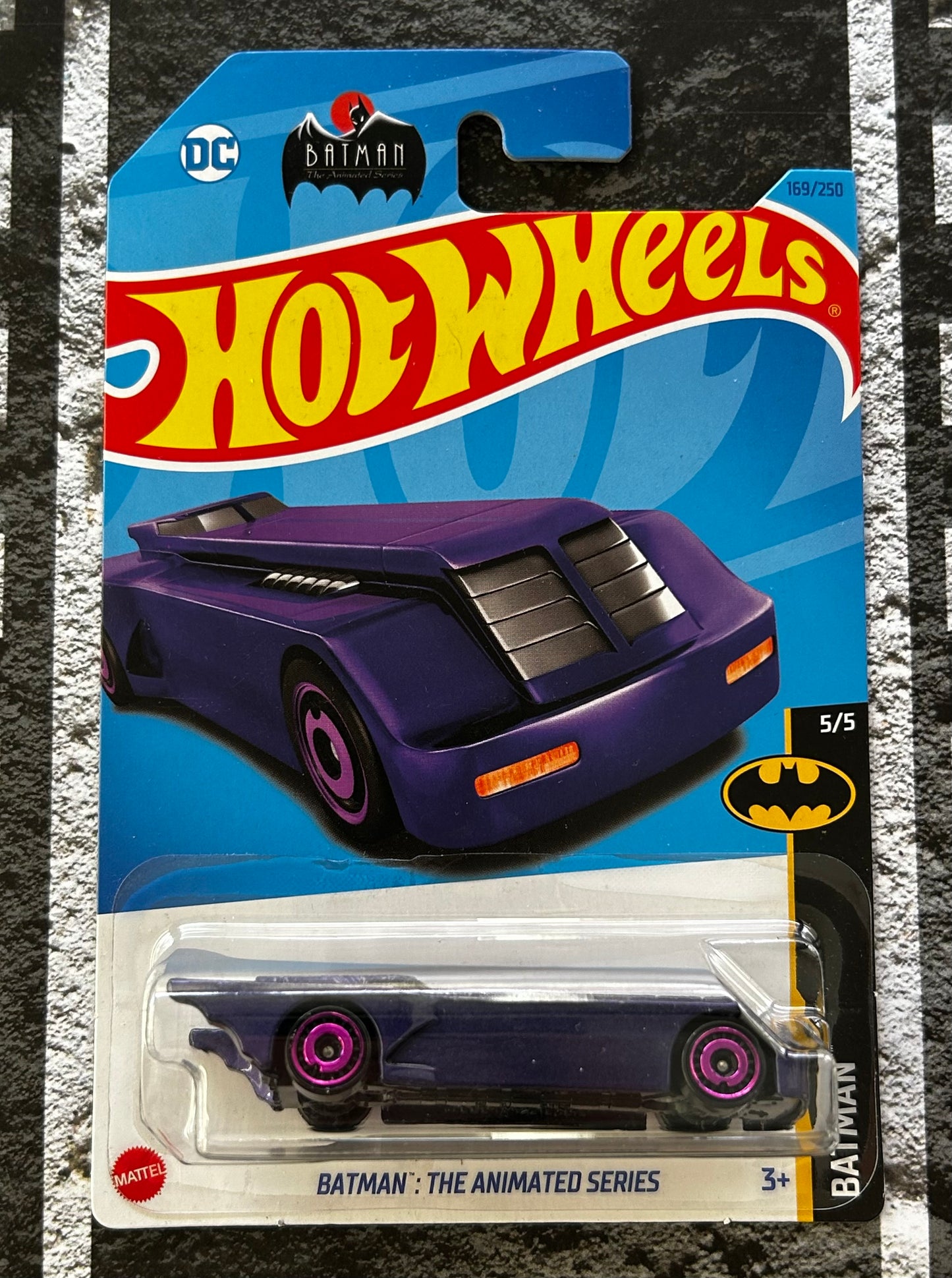 Mattel Hot Wheels Diecast Basic 1:64 - Batman The Animated Series HKH00-N7C5