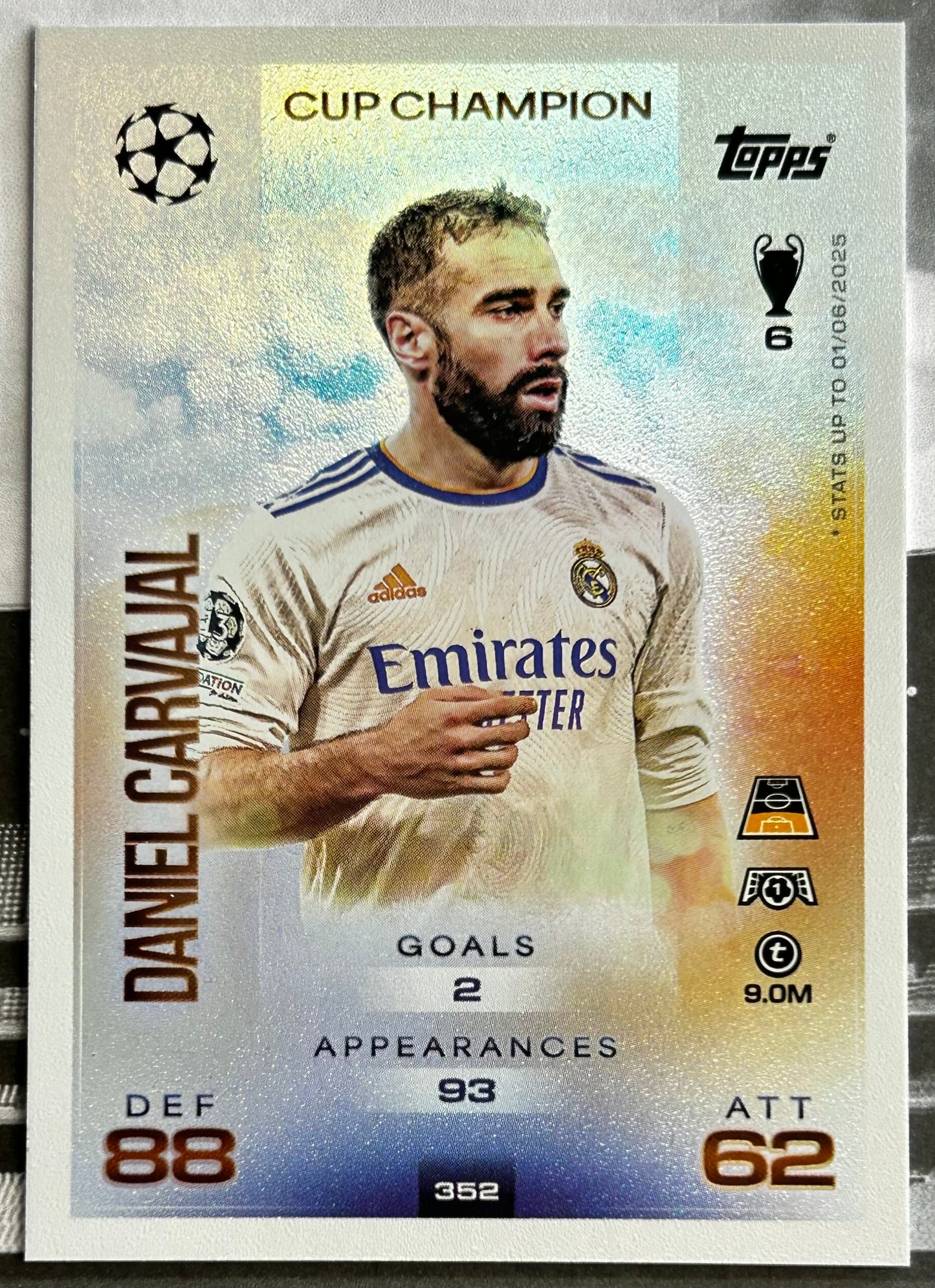 2025-26 Topps UCC Match Attax - CUP CHAMPIONS Rainbow Foil (#343-#360) 1:3 packs