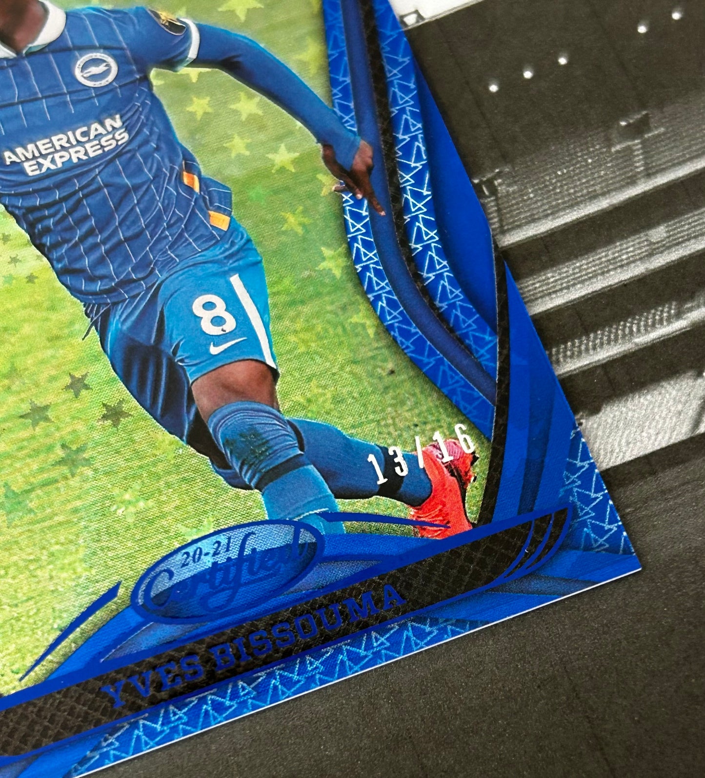 2020-21 Panini Chronicles Certified Soccer - YVES BISSOUMA (BRIGHTON) Blue Stars Parallel #3 /16