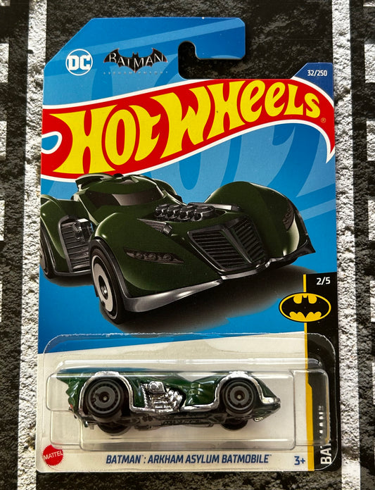 Mattel Hot Wheels Diecast Basic 1:64 - Batman: Arkham Asylum Batmobile HCV63-M7C8