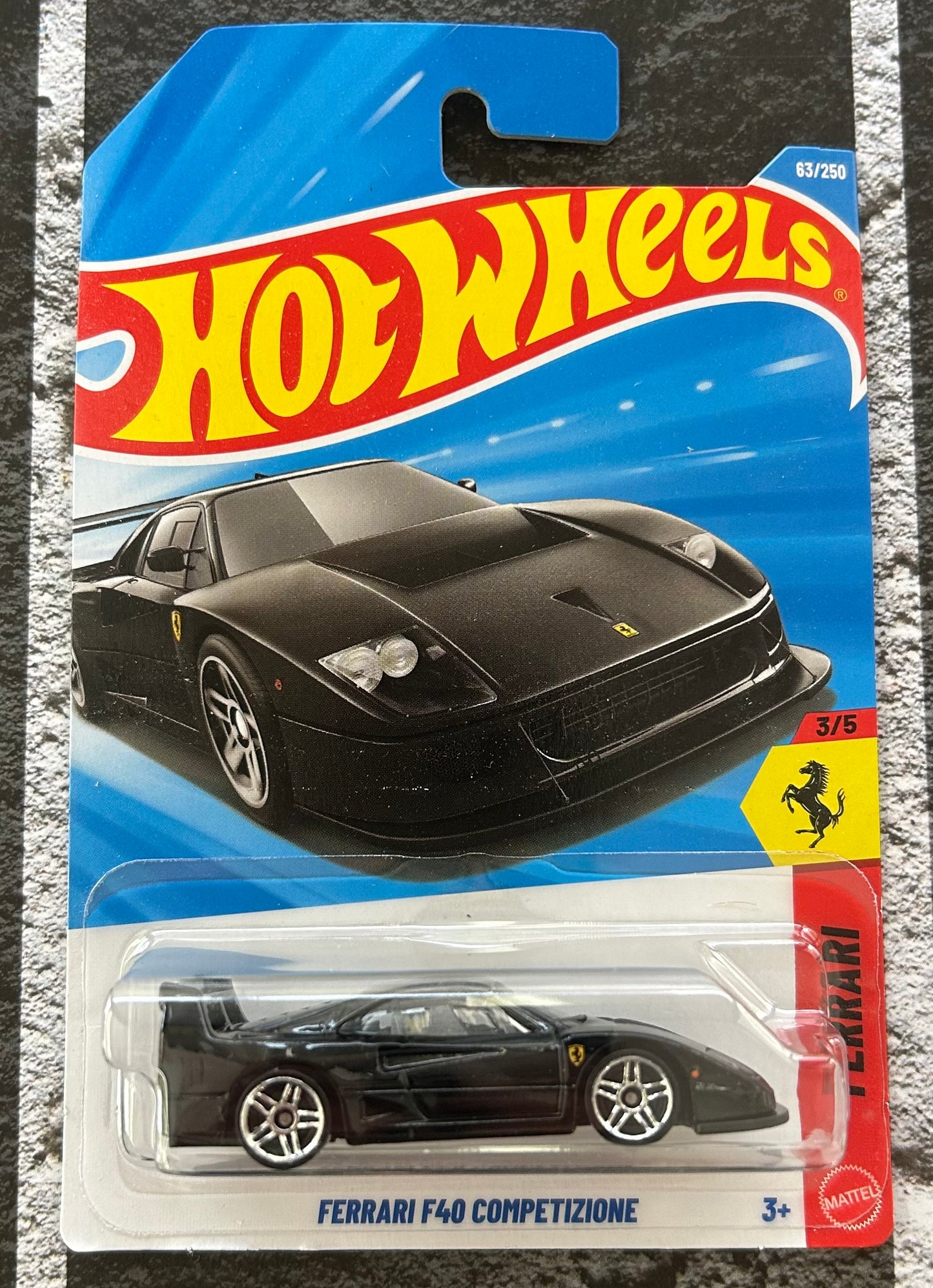 Mattel Hot Wheels Diecast Basic 1:64 - Ferrari F40 Competizione