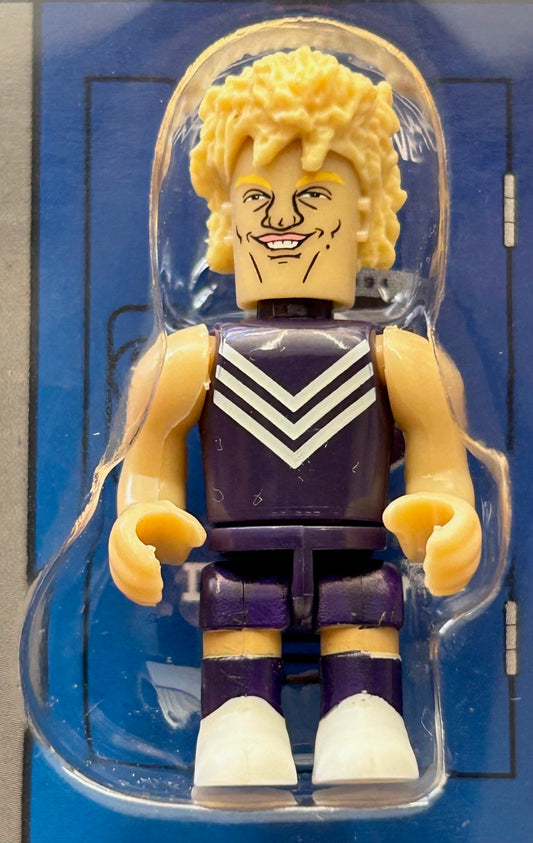 AFL Micro-Figures 2015 Series 2 - CHRIS MAYNE (Fremantle Dockers) Home Guernsey