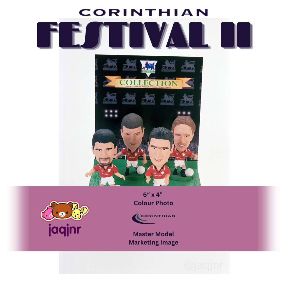 Corinthian 4-PLAYER DISPLAY W/ ERIC CANTONA (MANCHESTER UNITED 1995) Early Product Development Photo