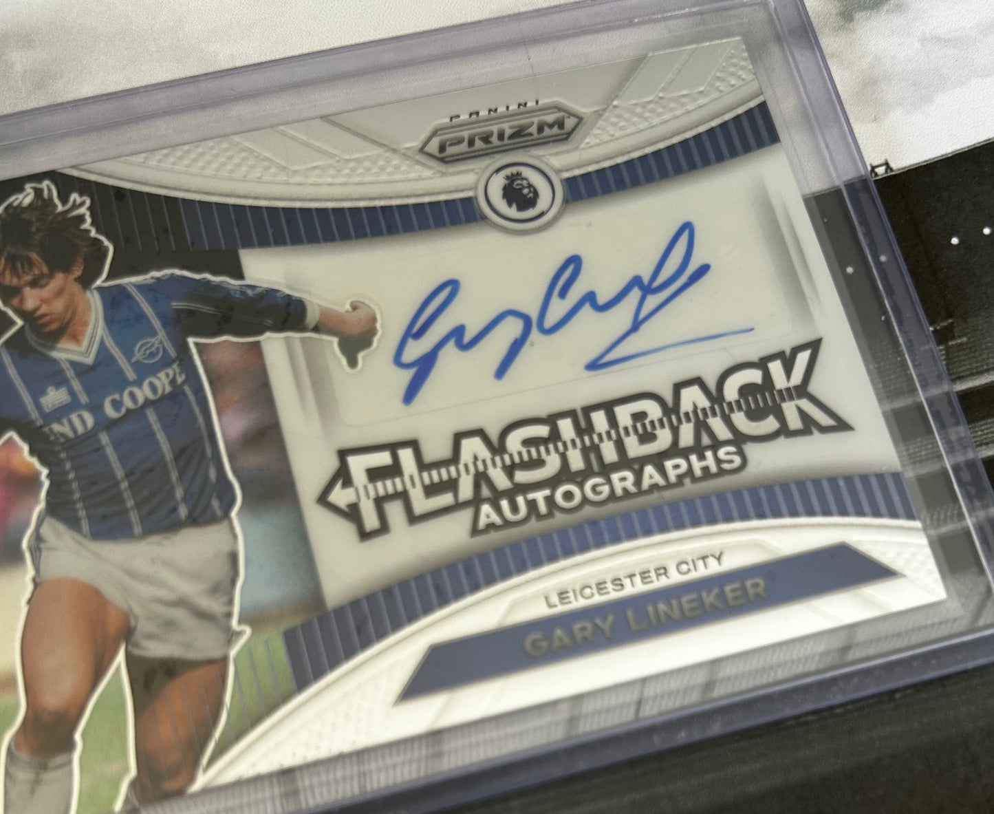 2022-23 Panini Prizm Premier League Soccer - GARY LINEKER (LEICESTER CITY) Flashback Autographs FA-GL