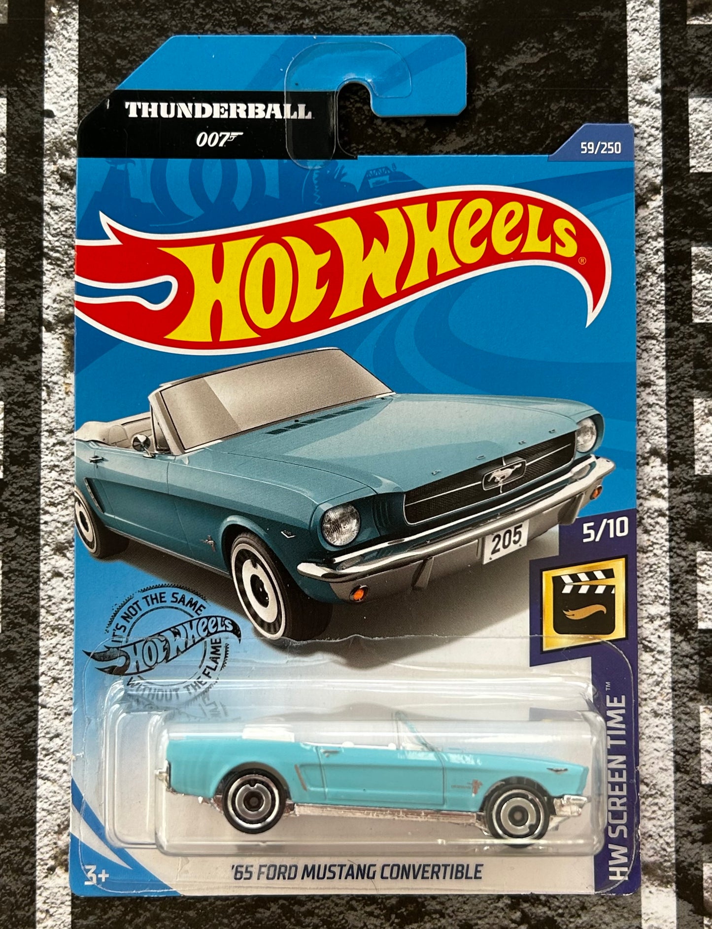 Mattel Hot Wheels Diecast Basic 1:64 - '65 Ford Mustang Convertible HW Screen Time