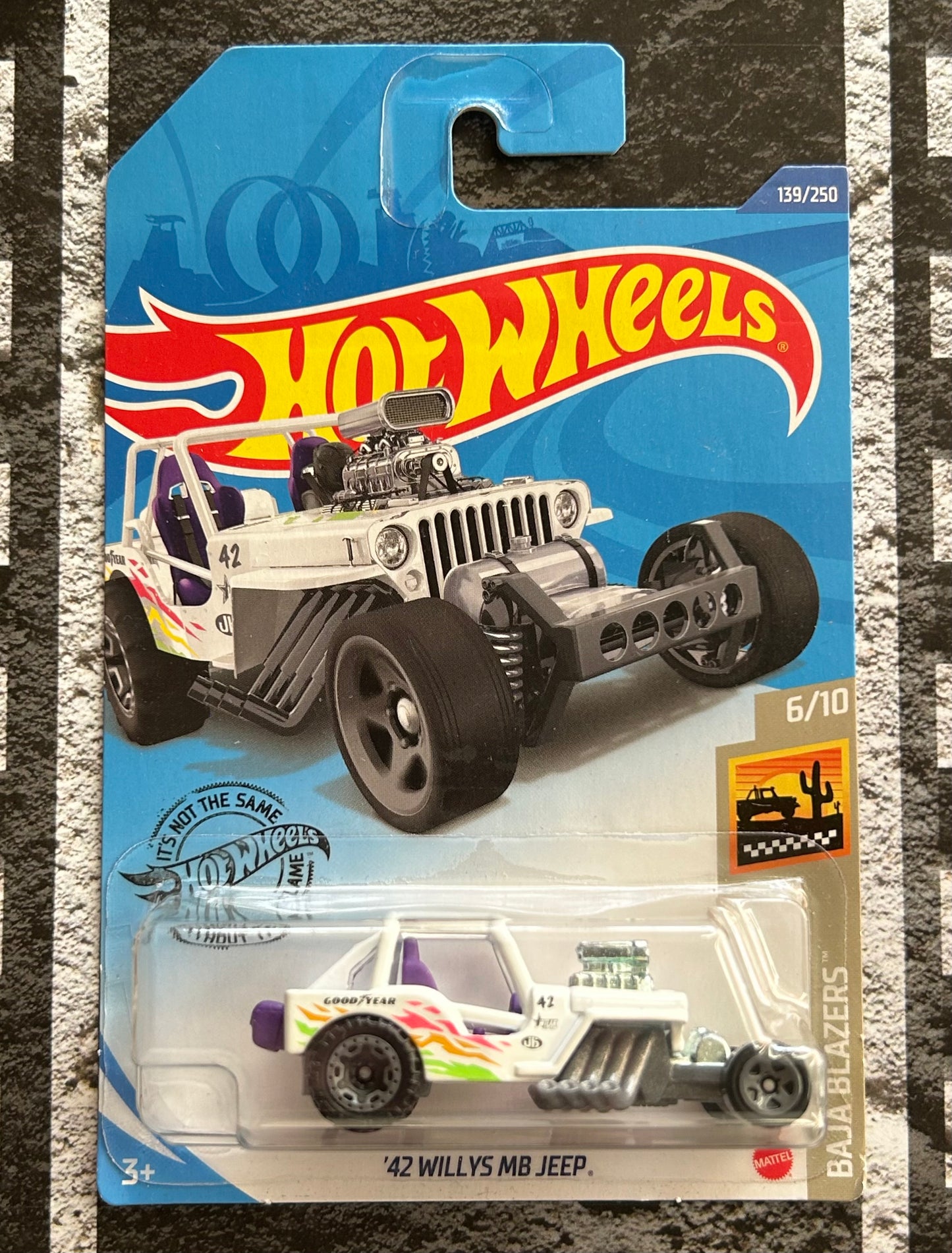 Mattel Hot Wheels Diecast Basic 1:64 - '42 Willys MB Jeep Baja Blazers