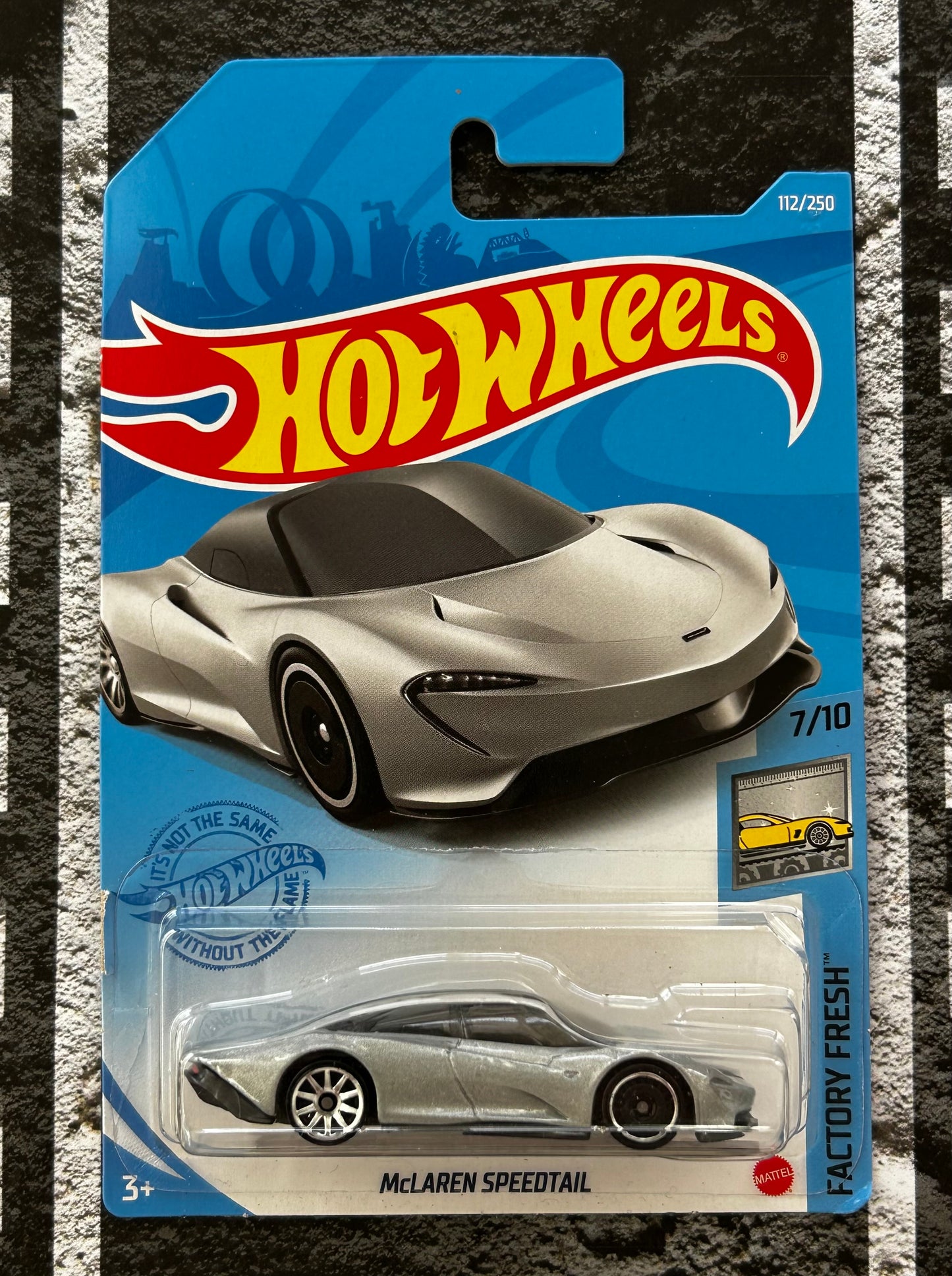 Mattel Hot Wheels Diecast Basic 1:64 - Silver McLaren Speedtail Factory Fresh