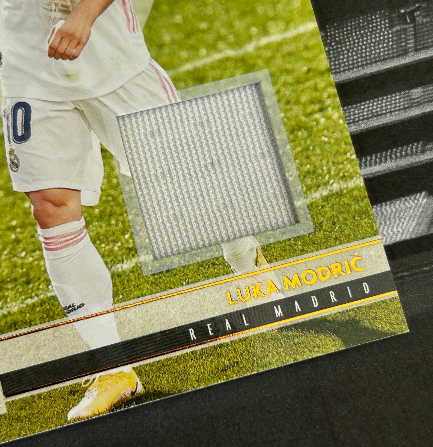 2020-21 Panini Chronicles La Liga Soccer - LUKA MODRIC (REAL MADRID) Player-Worn Patch #18 /500