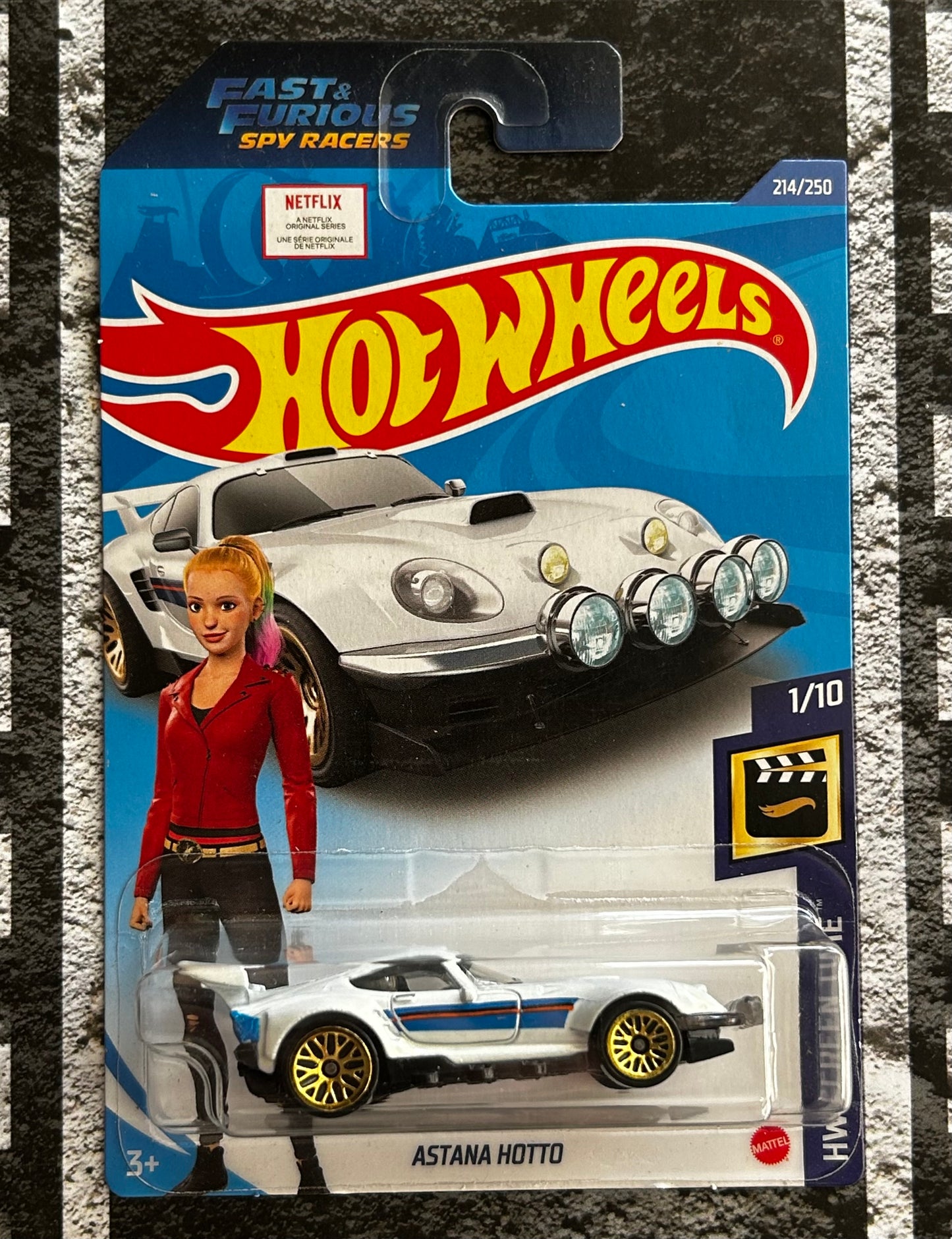 Mattel Hot Wheels Diecast Basic 1:64 - Astana Hotto (Fast & Furious Spy Racers) HW Screen Time