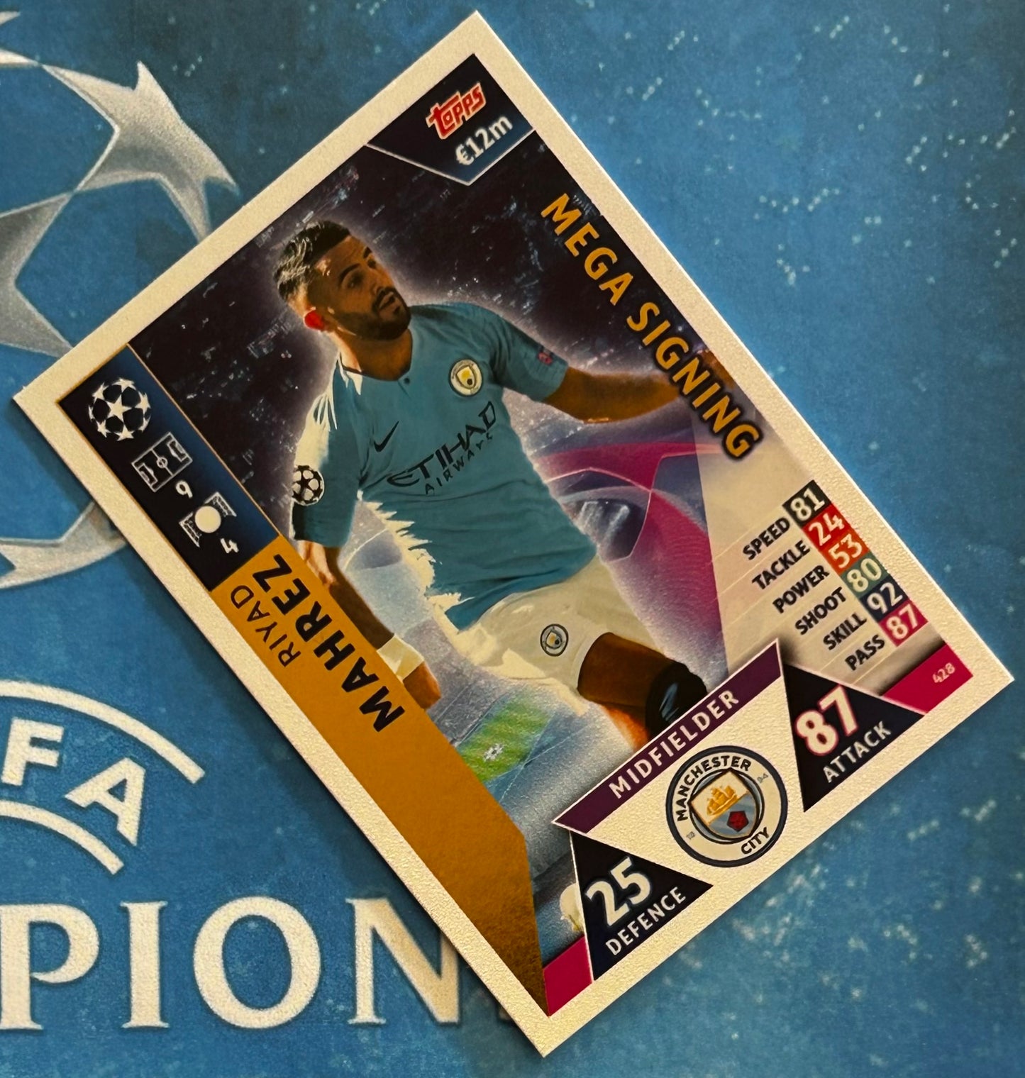 Topps Match Attax UEFA Champions League 2018-19 - RIYAD MAHREZ (MANCHESTER CITY) Mega Signing Foil Insert #428
