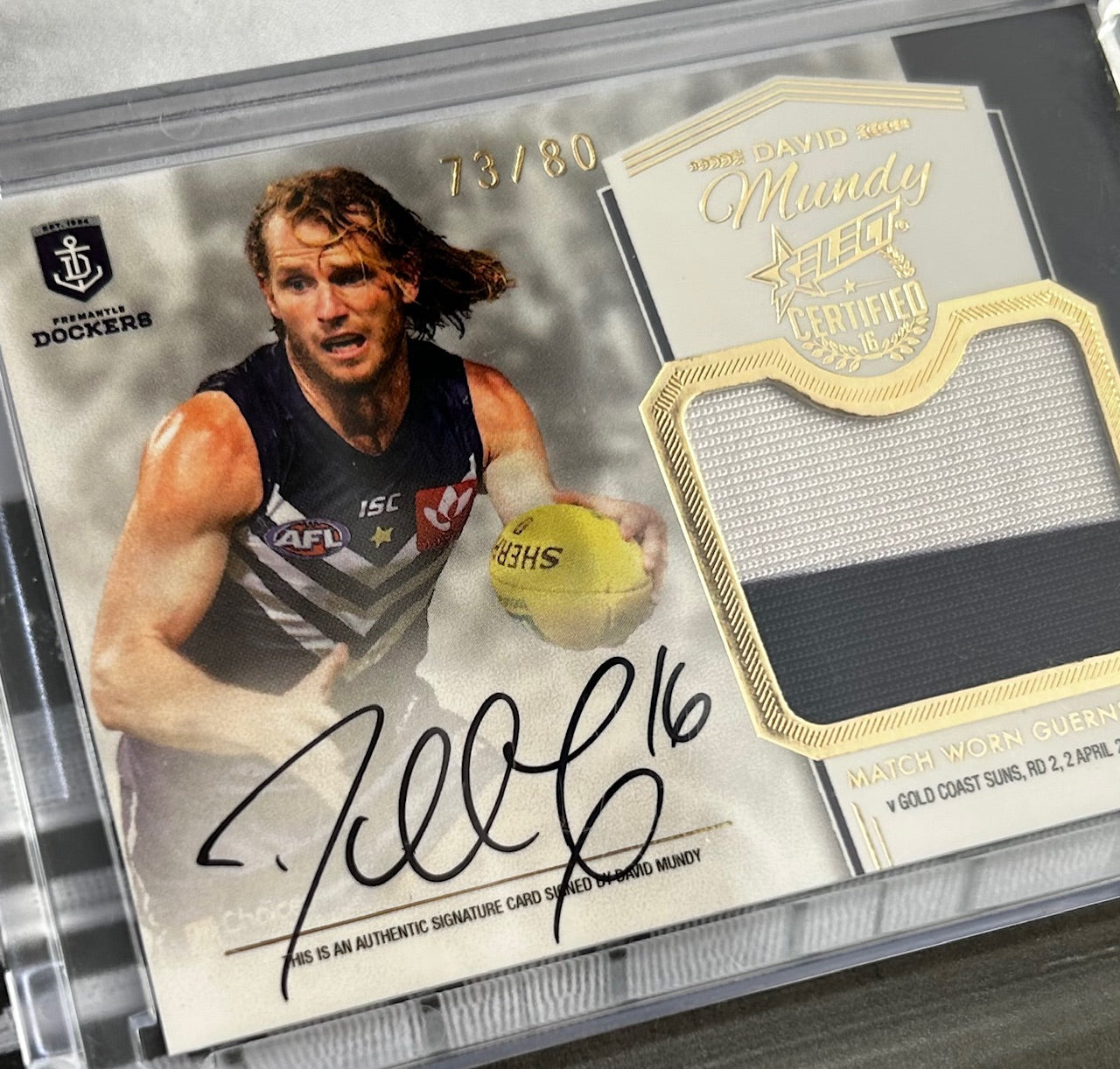 Select AFL 2016 Certified - DAVID MUNDY (FREMANTLE DOCKERS) Match Worn Guernsey Signature Card MGS2 /80