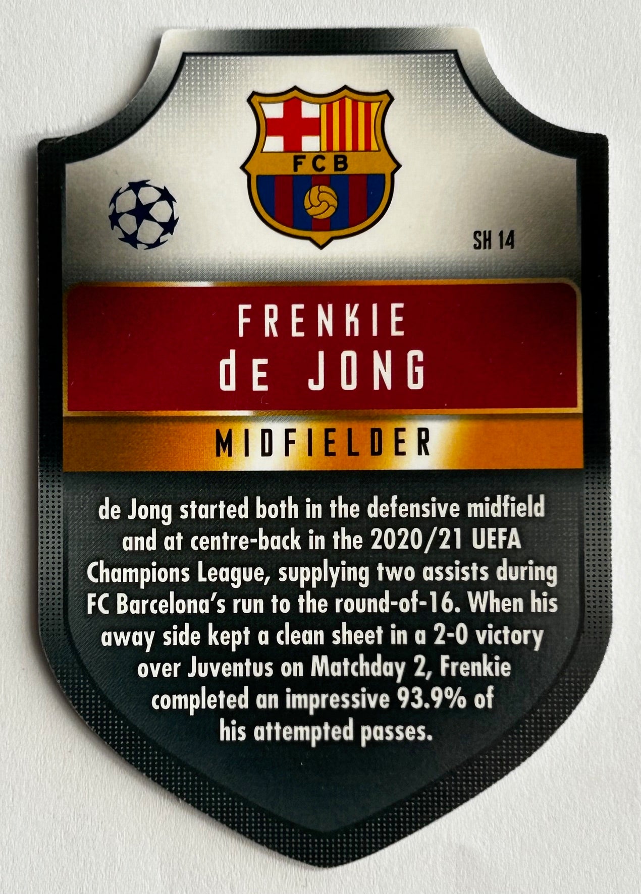 Topps Match Attax UEFA 2021-22 - DE JONG (FC BARCELONA) Chrome Pro-Elite Shield SH14