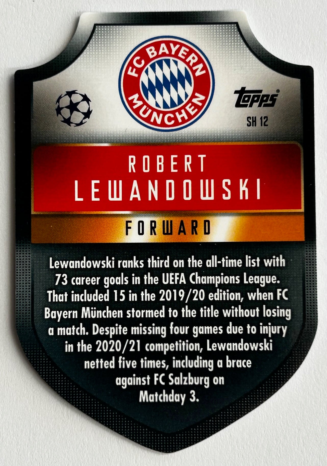 Topps Match Attax UEFA 2021-22 - LEWANDOWSKI (BAYERN MUNICH) Chrome Pro-Elite Shield SH12