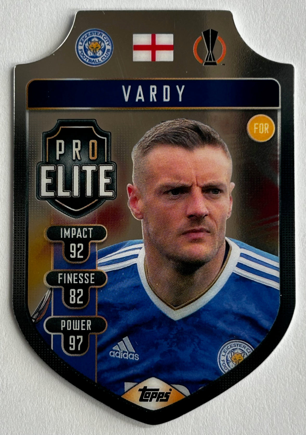 Topps Match Attax UEFA 2021-22 - VARDY (LEICESTER CITY) Chrome Pro-Elite Shield SH8