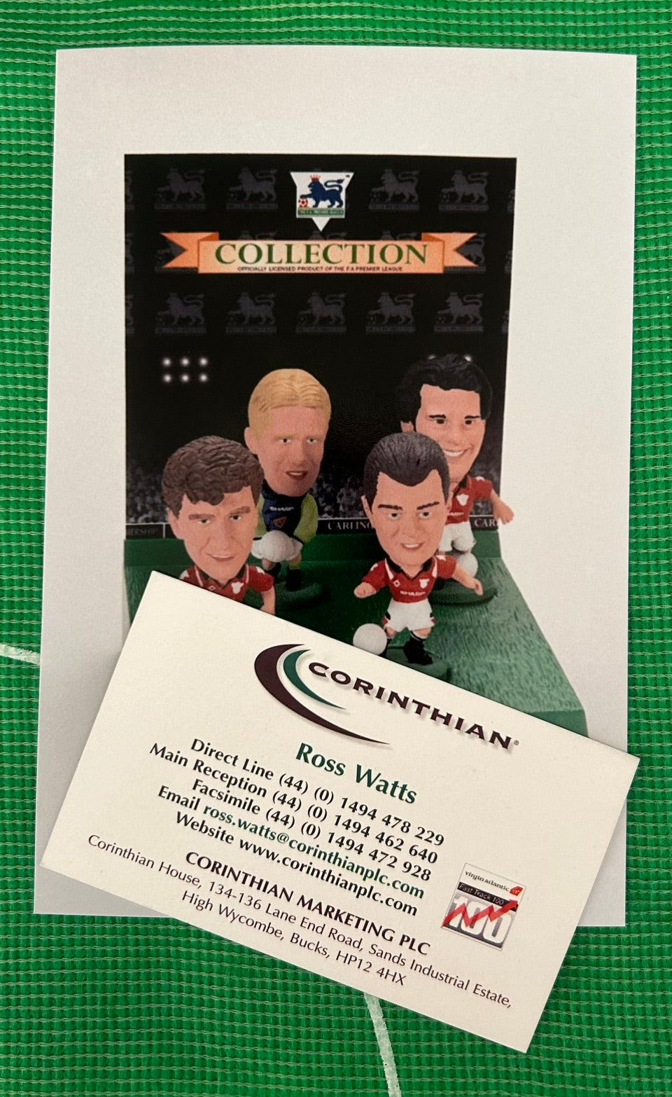 Corinthian 4-PLAYER DISPLAY W/ MARK HUGHES (MANCHESTER UNITED 1995) Early Product Development Photo v1
