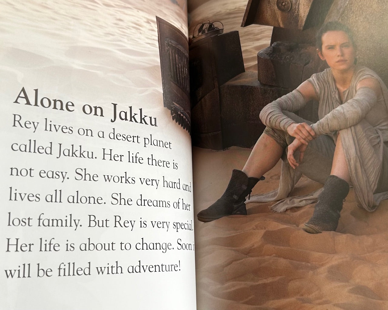 REY TO THE RESCUE! Star Wars Level 2 Reader (2017) Hardback