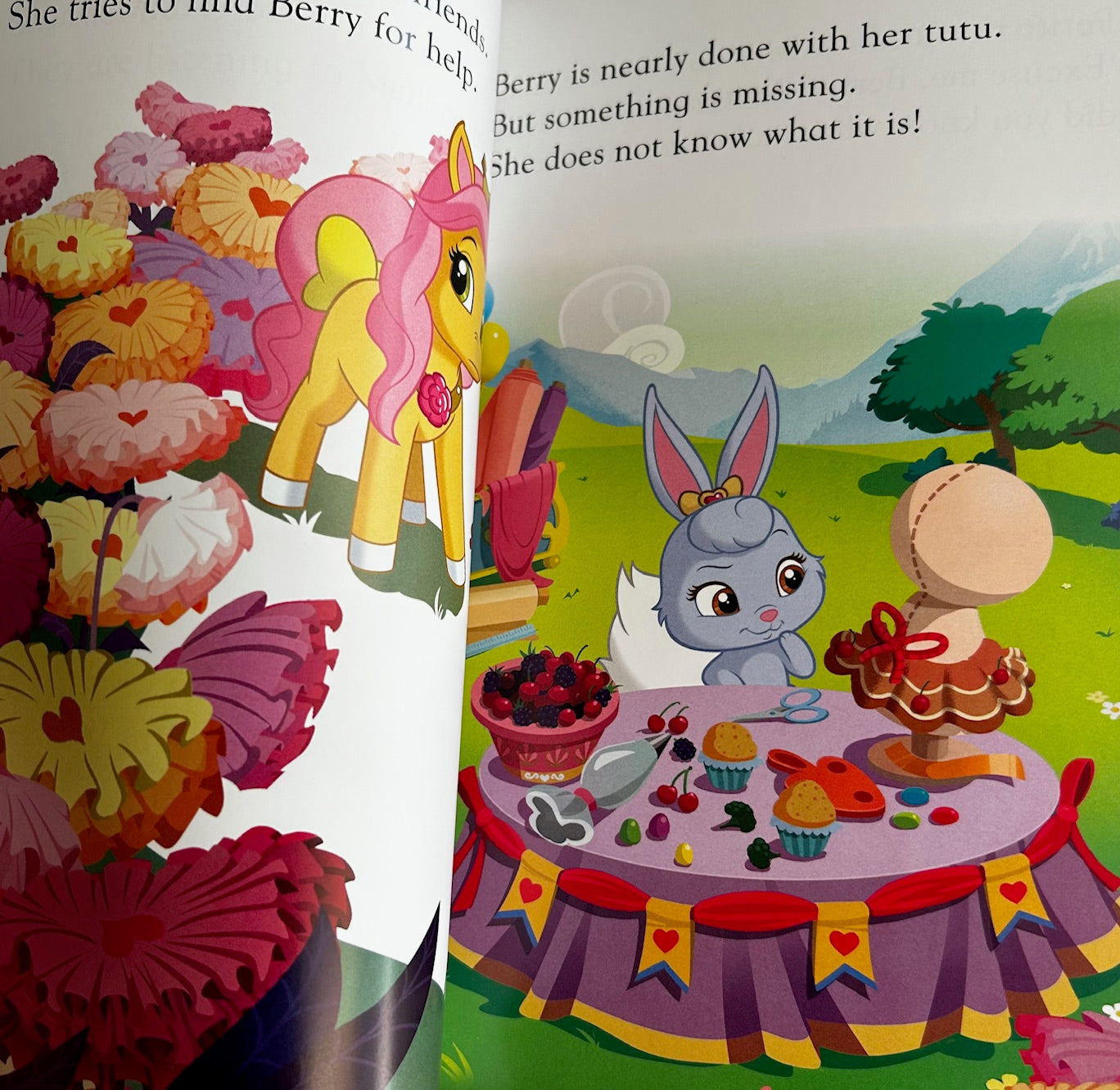 Disney Books - PARTY TIME! WHISKER HAVEN TALES WITH THE PALACE PETS Adventures in Reading 3 Books in 1 (Level 2)