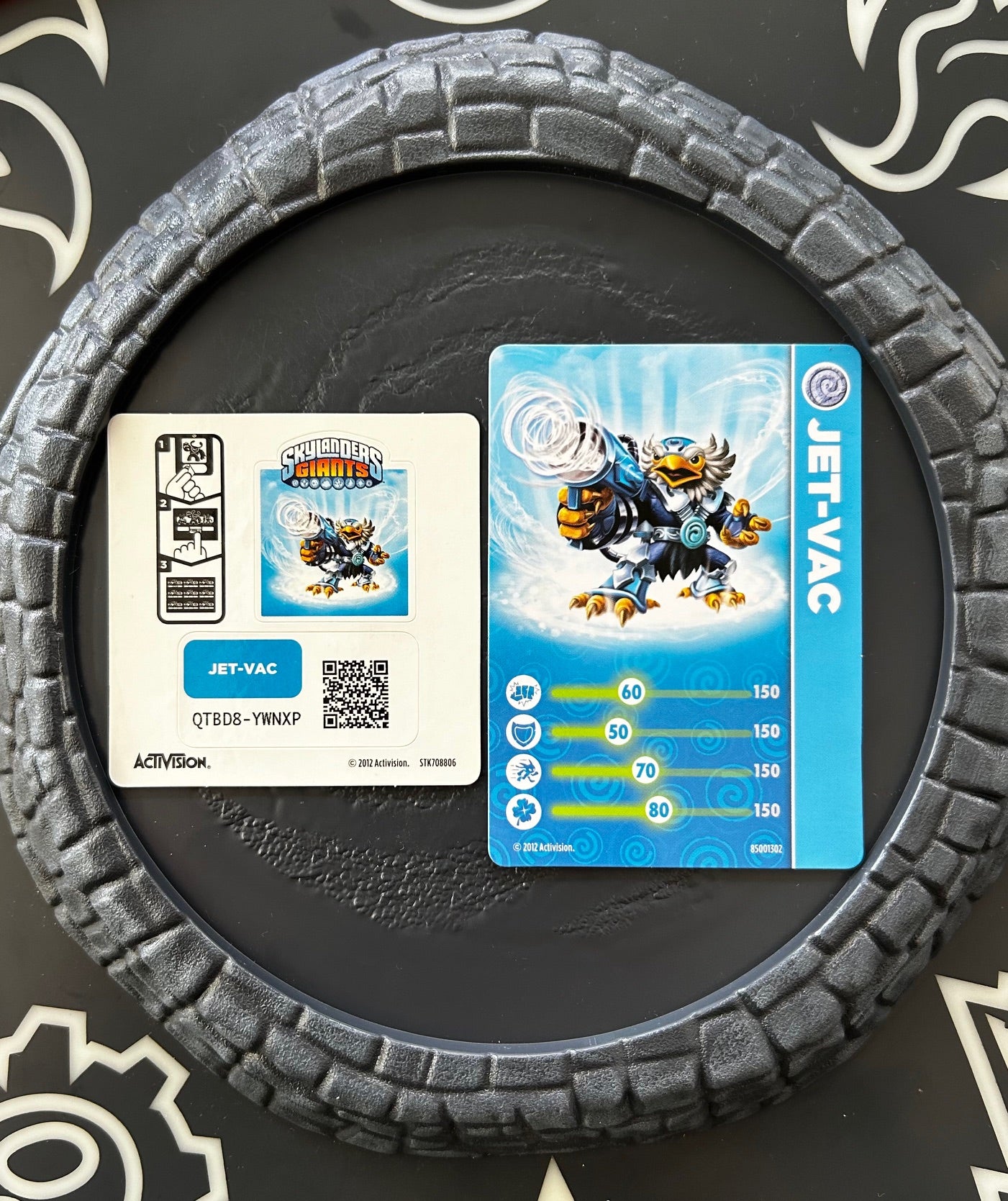 Skylanders Giants - CARDS & STICKERS from Original Packs