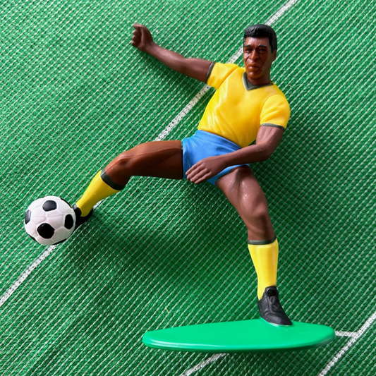 Kenner Starting Lineup SLU Loose Figure - PELE "Timeless Legends" Soccer Action Figure (1998 Release)