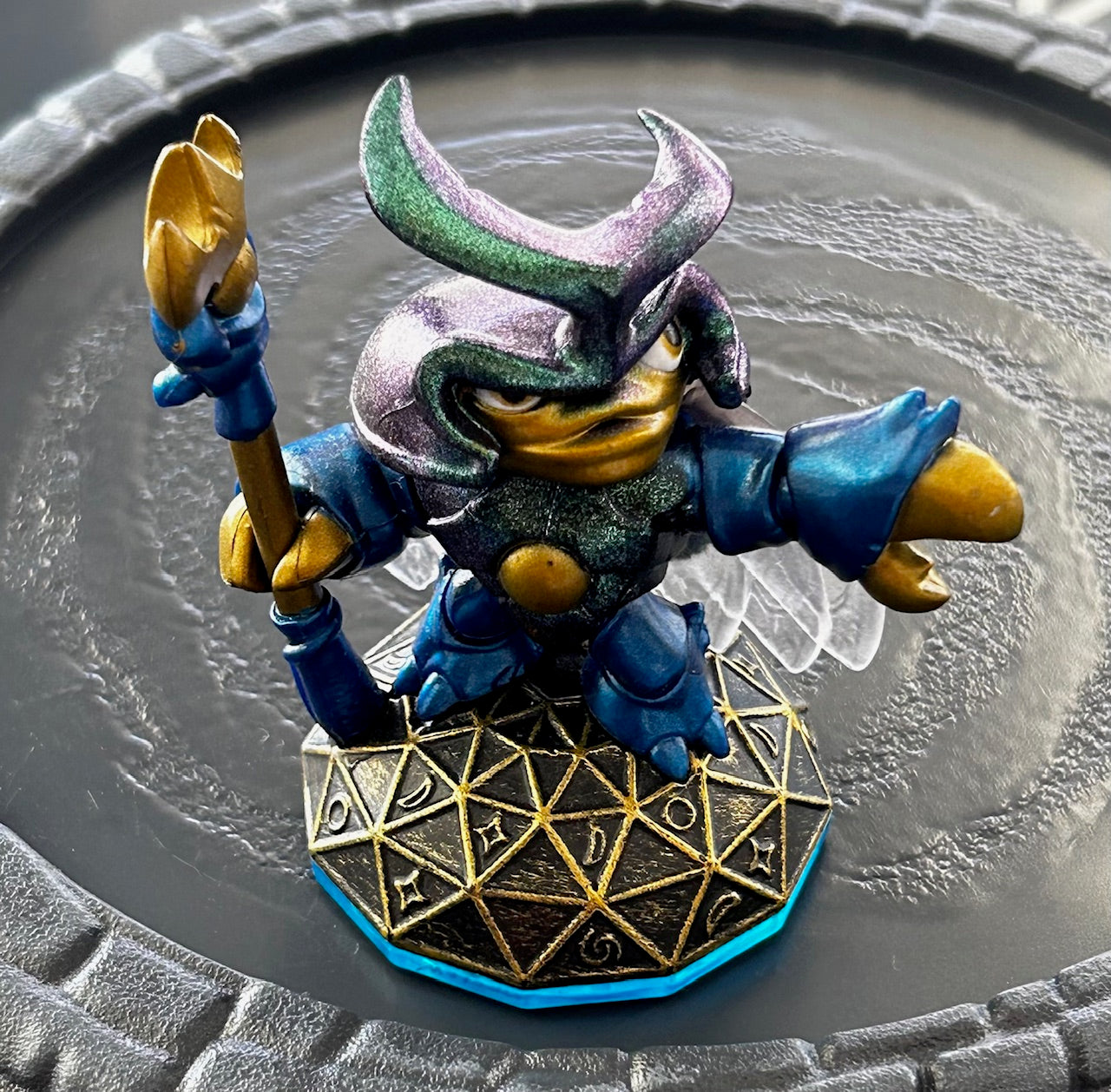 Skylanders Swap Force - DUNE BUG (Loose figure) *See Condition Notes*