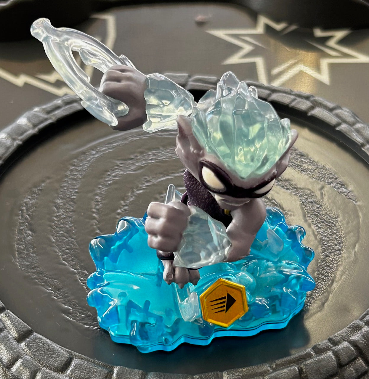 Skylanders Swap Force - FREEZE BLADE (Loose figure) *See Condition Notes*