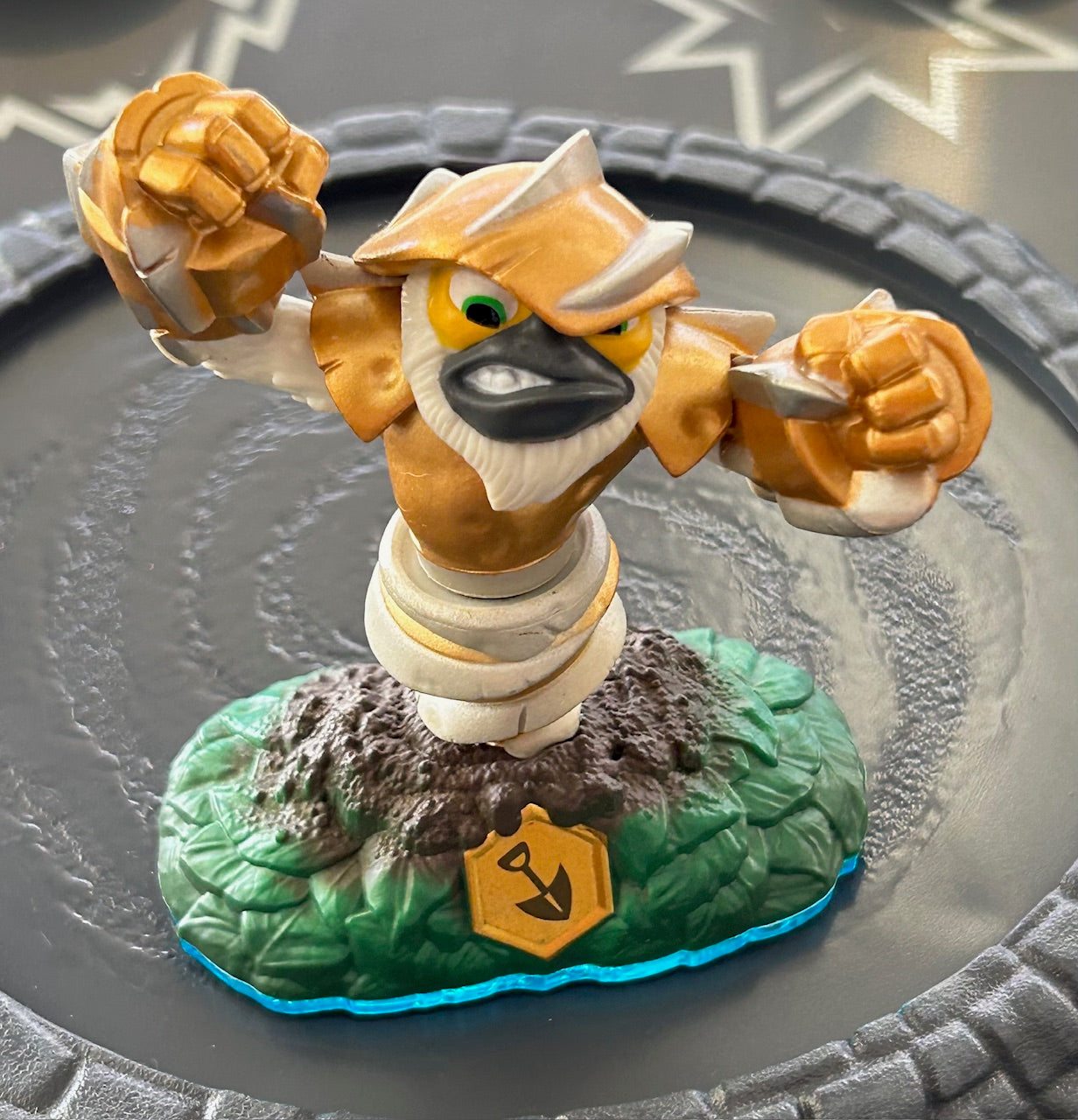 Skylanders Swap Force - GRILLA DRILLA (Loose figure) *See Condition Notes*