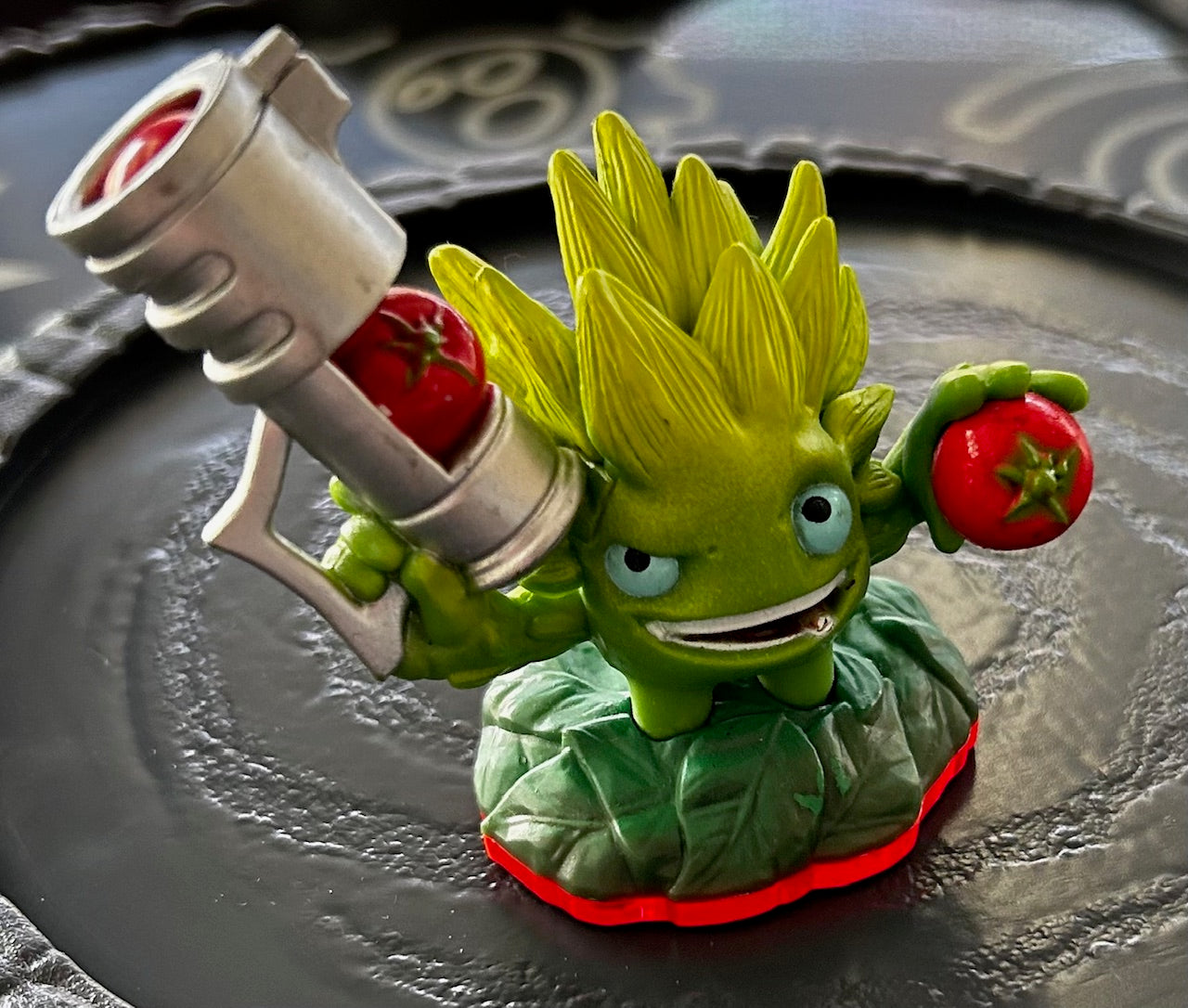 Skylanders Trap Team - FOOD FIGHT (Loose figure) *See Condition Notes*